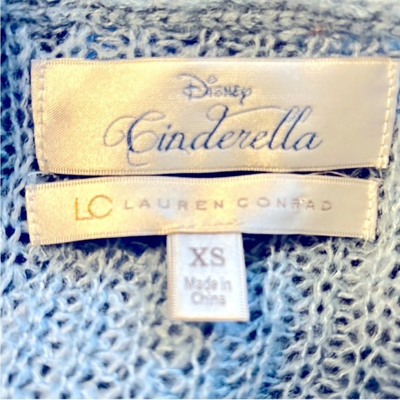 Disney Cinderella Lauren Conrad Blue Sequined GlassShoe Cableknit sweater SizeXS - Picture 5 of 6